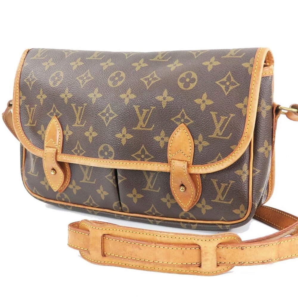 Louis Vuitton Gibecwire MM